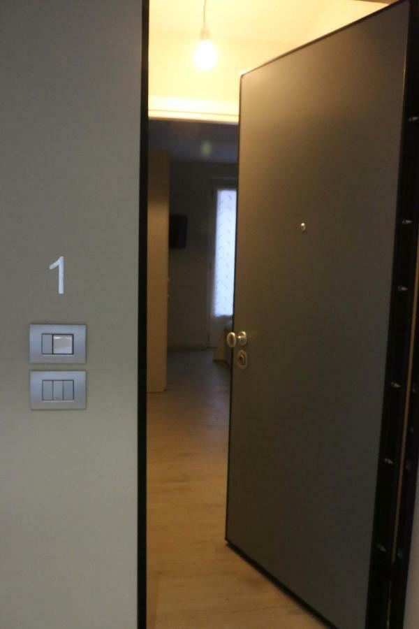 Trifulhouse Holiday Apartments Alba  Zimmer foto